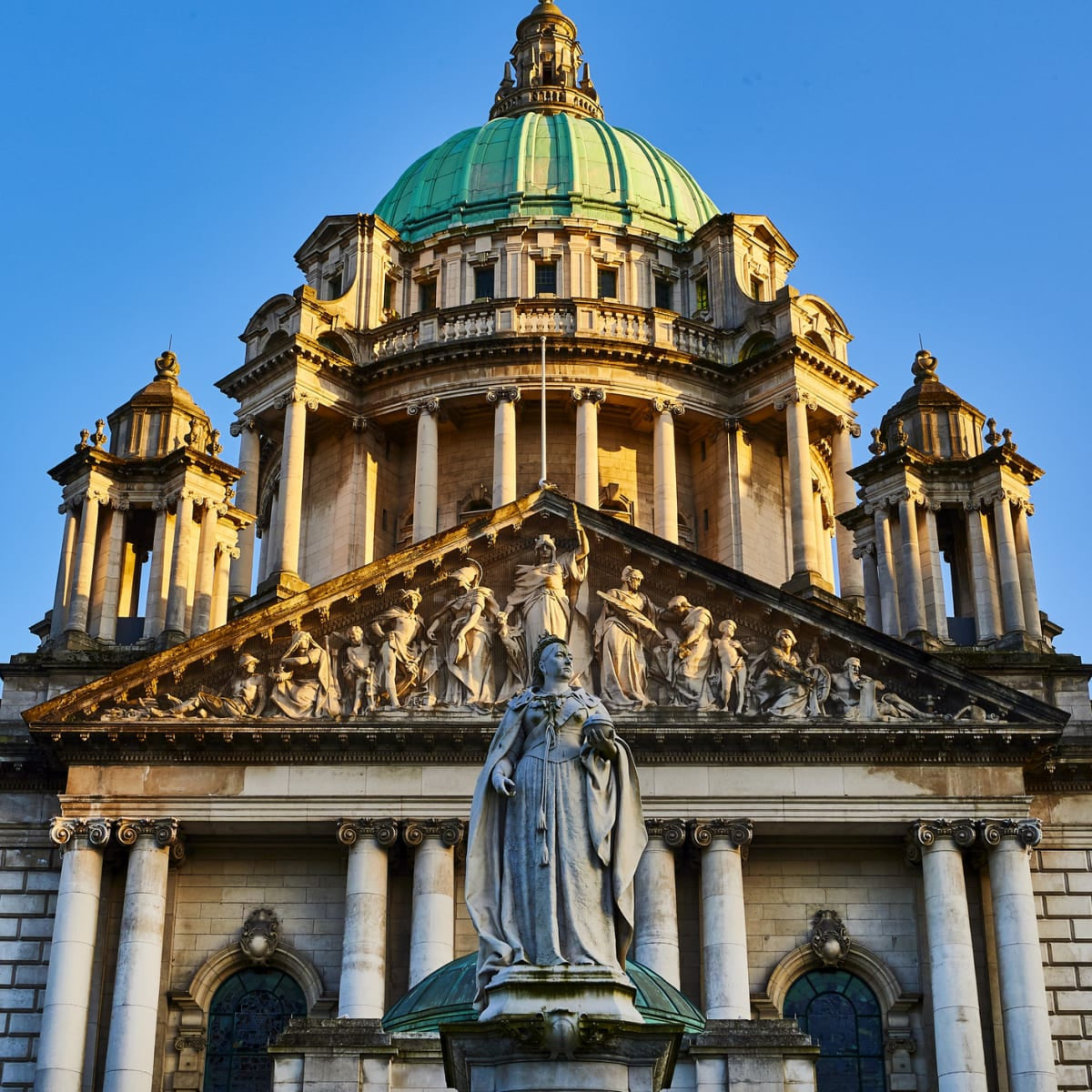 Belfast Northern Ireland Skyline XI Wall art by Michael Tompsett ...